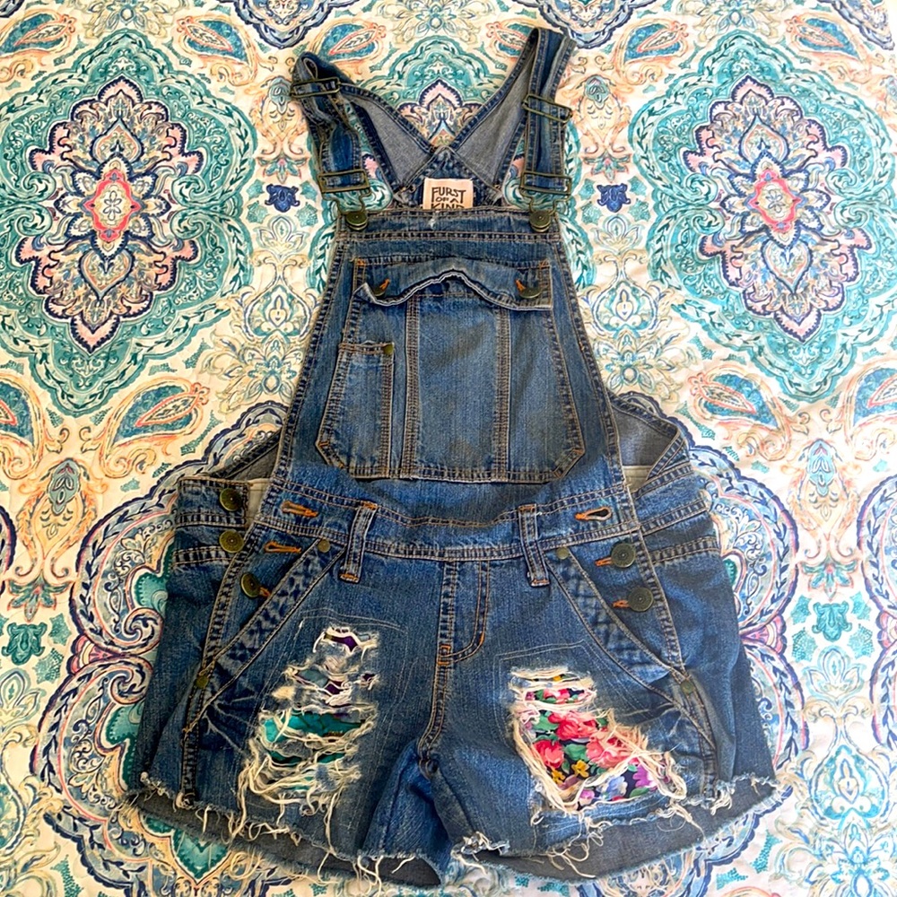 LF FURST OF A KIND OVERALL SHORTS